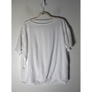 Lululemon Bundle of 2 Black and White Stretchy Short Sleeve T-Shirts sz L